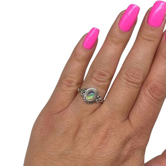 Ethiopian Fire Opal Ring Size 8.5 Solid 925 Sterling Silver Boho Oval Stone - Picture 2 of 9